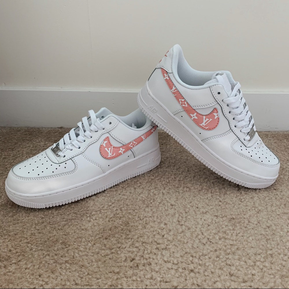 Custom Nike Air Force 1 - Picture 1 of 5